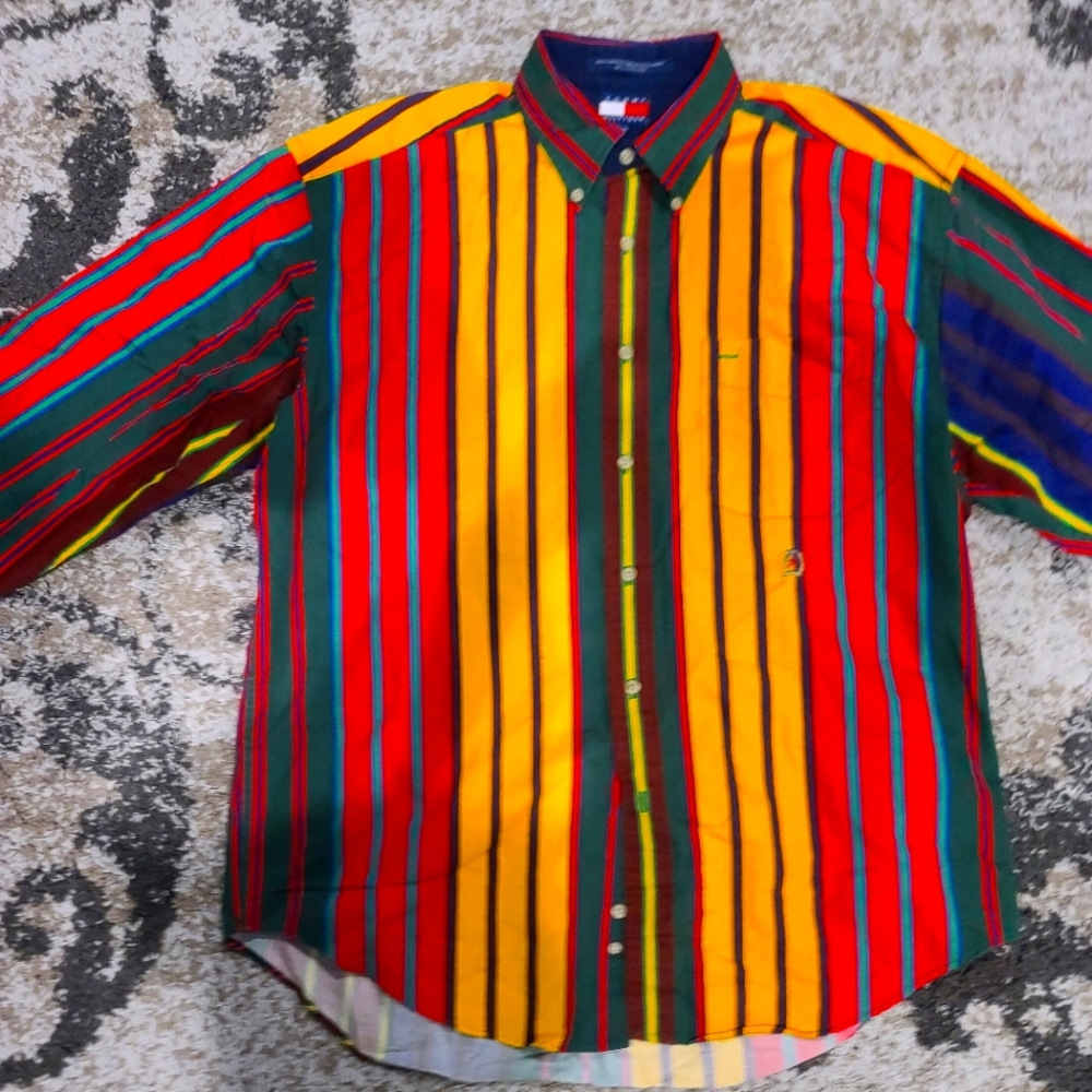 Tommy Hilfiger Long sleeve button up worn once
